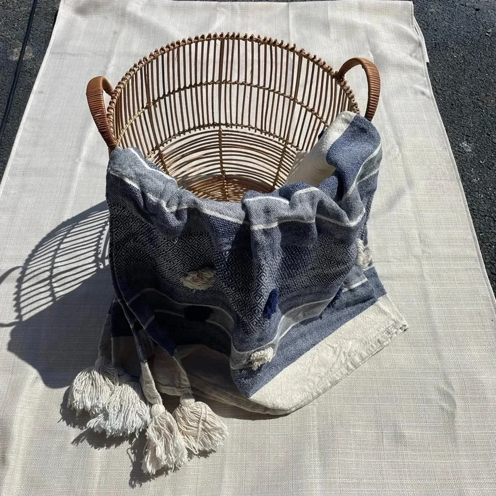 Home Decor - Accent - Tufted Throw Blanket w/ Tassels - TJ Maxx